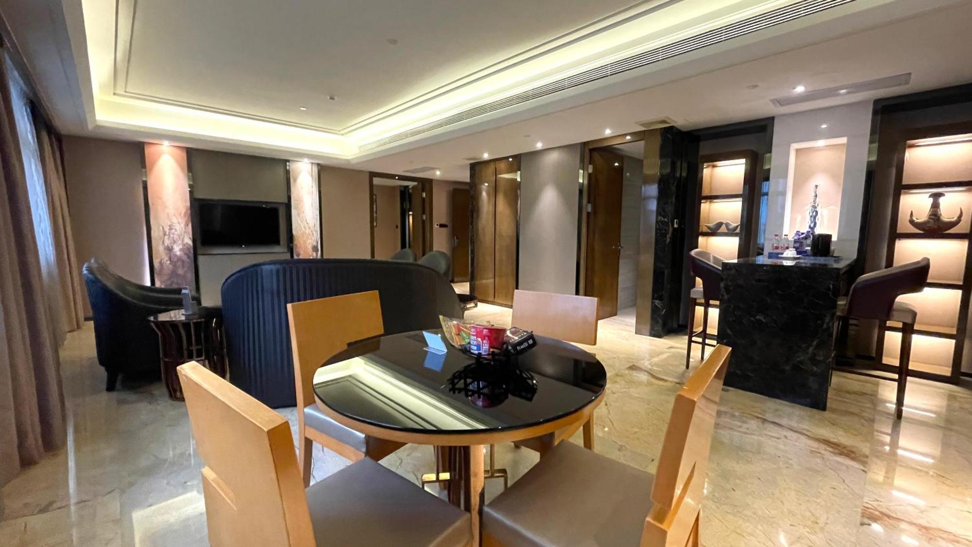 Ramada Foshan Hotel Eksteriør billede