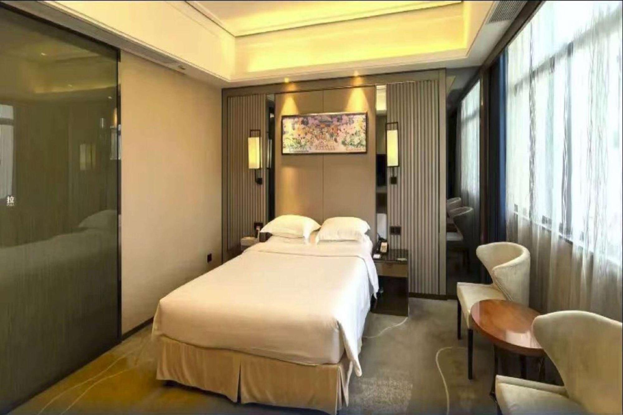 Ramada Foshan Hotel Eksteriør billede