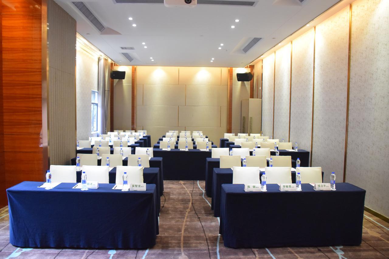 Ramada Foshan Hotel Eksteriør billede