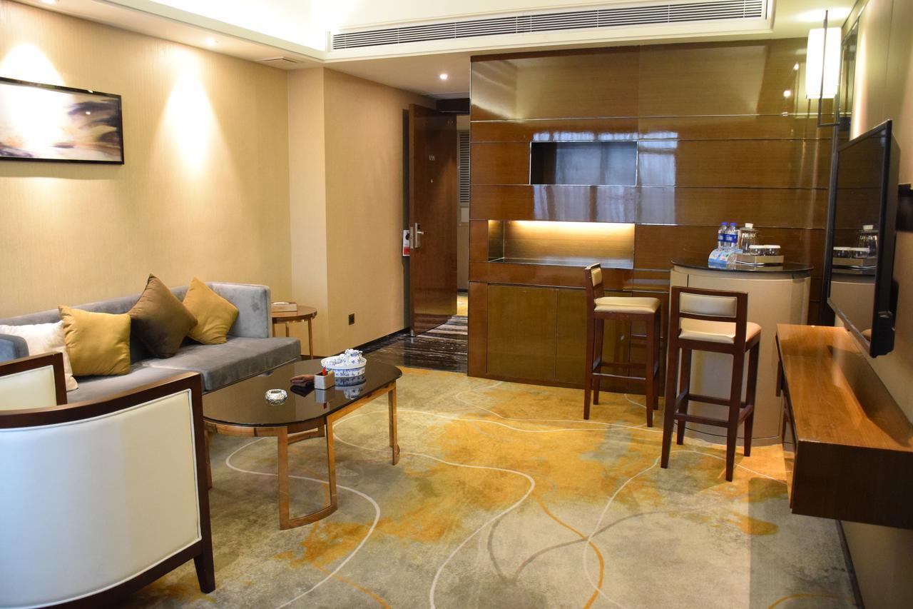 Ramada Foshan Hotel Eksteriør billede